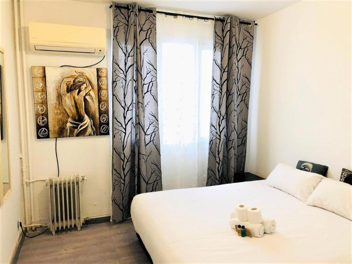 Deluxe Room Center マドリード エクステリア 写真