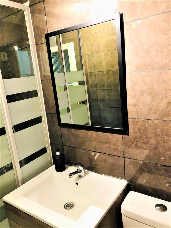 Deluxe Room Center マドリード エクステリア 写真
